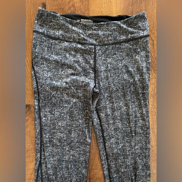Knockout by Victoria secret VSX sport yoga pants Sz large - Picture 4 of 9